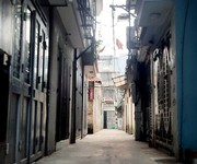 Bán nhà thịnh liệt 30m2. 5 tầng. mặt tiền 3m. giá 8.2 tỷ hoàng mai hà nội