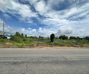 Bán 21m x 68m đất mặt tiền hùng vương, tân tiến, lagi giá ngộp 470tr/m ngang