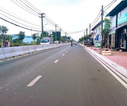 Cần bán 7400m2 đất thổ cư lô nhì nguyễn cữu phú