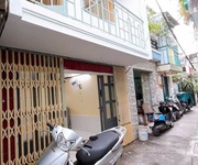 Bán nhà trung tâm q4 sát q1, thành phố hcm.