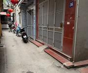 1 Lô góc - dân xây- trường đại học bủa vây 1 Lô góc - dân xây- trường đại học bủa vây