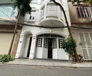 Bán nhà phân lô bát khối   ô tô chạy vòng   vỉa hè rộng