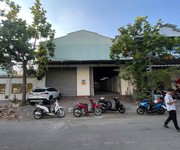 Chính chủ vỡ nợ cần bán gấp kho xưởng nằm gần chợ hưng long bình chánh tphcm