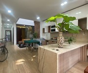 Bán nhà 3 tầng trung tâm biên hòa,shr đường ô tô,gần chợ cây chàm,giá tốt