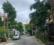 Biệt thự 295m  khu hoa hồng   nội khu bảo vệ 24/24, sân vườn rộng, giá 60 tỷ.