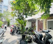 Bán nhà cấp 4, hxh cù lao, ngay khu phan xích long, cn 240m2, 25x12m, tiện xây, 28,9 tỷ.