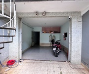 Chính chủ - định cư - gấp bán 8.3 tỷ - phú nhuận - phan đình phùng - giáp q1 - 10pn -  chdv -