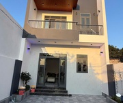 Bán nhà tt thị trấn diên khánh - nhà mới, 2 tầng - thiết kế hiện đại - ô tô đậu trong sân