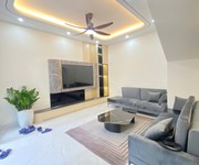 Bán nhà cao cấp nguyễn văn cừ   lô góc   thang máy   full nội thất