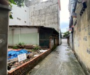 Ngọc thụy   trung tâm  36m    mt 4m   8.6 tỷ