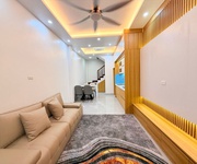 Trần thái tông 34m x6 tầng 10,5 tỷ full nội thất-ngõ thông rộng,gần phố