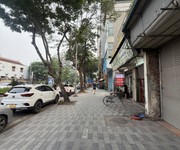 Phố Lạc Long Quân View Hồ 170M2 86 Tỷ MT Rộng 2 Măt Trước Sau Quy Hoạch ỔN