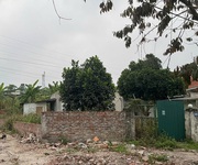 Bán đất vị trí đẹp   gần đường 10 làn quảng yên