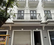 Bán shophouse giá cực chất 8,2 tỷ. dt 75m2 tại vincom shophouse cao lãnh, đồng tháp