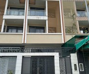 Chính chủ đi nước ngoài định cư cần bán gấp căn nhà đẹp tại kdc đại phúc, bình chánh, hcm