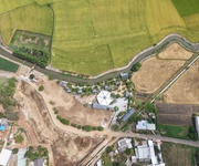 săn ngay lô đất view kênh đồng lúa siêu chill