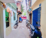 Bán nhà 1 trệt 2 lầu đường lê đại hành đối diện trường học đề thám, quận 11.