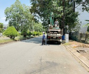 Chính chủ cần bán lô đât vàng mặt tiền kinh doanh gần chợ TĐ - DT   6 X21   full thổ sổ sẵn