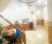 Bán nhà 2 tầng 85m ,chỉ cách 2 căn ra mặt tiền nguyễn phước nguyên,ngang 4.75m,3pn,sát chợ,bên công