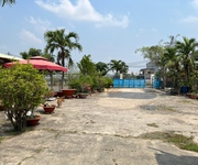 Cần bán 1879m2 kho và 3 nhà cấp 4 đường vào xe tải