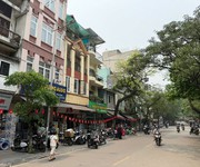 Phố Huế 140M2 Mặt Tiền 6.5M 110 Tỷ 1 Sổ 1 Chủ Vuông Xây Building cực đẹp