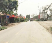 Bán gấp đất quốc oai diện tích đẹp sát ngã tư vai réo