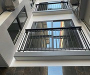 Tài chính 7 tỷ, tìm nhà gần trường, chợ,ô tô đỗ cửa trung tâm thạch bàn.