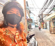 Bán nhà đ.đoàn văn bơ- 5 tầng đẹp vào ở ngay- xe hơi đậu cửa-  kế bên trường nguyễn trãi - đ.nguyễn