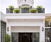 Giá 7. x tỷ- htp- gần phú mỹ hưng- nhà mới 4t- dt 4.8 x 23- dân trí- hoàn công.