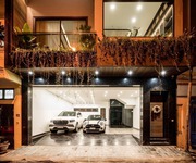 Bán tòa Resort Ngã Tư Sở - Thanh Xuân, nhà đẹp giá tốt.