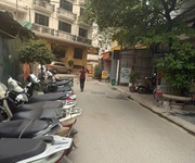 4 Cho thuê tòa nhà 8 tầng, có thang máy, hợp làm văn phòng, trụ sở công ty tại Thanh Xuân