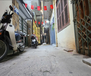 Bán nhà Thụy Khuê    30M2   5 Tầng   Nội thất đẹp   GIÁ 7.7 TỶ