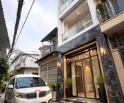 Hàng hiếm - ngay cv gia định - sân bay tsn - ôtô tới nhà - 3 tầng - sd 90m2 - chỉ 5.x tỷ   tl