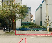 Sinh viên thiếu tiền đóng trọ, cần bán đất thổ cư 100m2