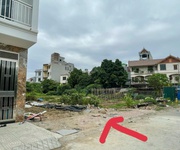 Chính chủ cần bán lô đất mặt đường kinh doanh được luôn