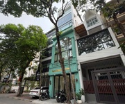 Bán nhà mặt phố khu trung hòa, phân lô ô tô tránh, 100m2, ngoài 40 tỷ