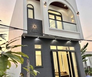 Nhà mặt phố to tổ bố