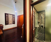 Siêu phẩm cầu giấy dân xây , cách oto vài chục mét , gần phố ,ô chờ thang máy