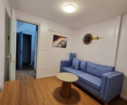 Hơn 2 tỷ bán nhà tập thể tầng 2 mặt phố mai động hoàng mai