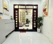 Nhà mới ngã tư chợ mơ Bạch Mai 44m2  4 tầng  ba gác đỗ cửa  4 ngủ full nội thất lô góc 9,5 tỷ.