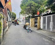 Nhà 3 tầng đường số 9 ngay lotte 4,1x18m nở hậu 5m. bán đất tặng nhà đang có 8p cho thuê. 7,8 tỷ tl