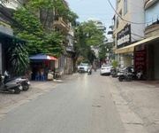 Bán nhà hoàng hoa thám 122m 5 tầng thang máy 25 phòng cho thuê giá 31.5 tỷ