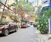 Một 9 một 10 với K300 - 70m2 x 4 tầng - kế bên CV Hoàng Văn Thụ - LEXUS ngủ nhà.