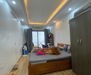 Bán nhà thượng thanh   5 tầng   gần ô tô   có chờ thang máy