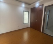 Nhà mới kính coong phố lạc long quân 60m 6t 20 tỷ ngõ rộng thông