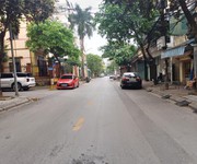 Bán nhà sài đồng ô tô đỗ cổng - ô tô tránh 15m - đi học cực thuận tiện 7 tỷ.