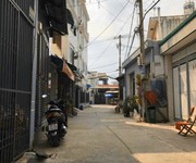 Nhà giáp gò vấp   lê văn khương hxh, đậu cửa