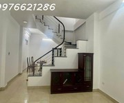 Bán nhà 3 tầng- ô cách   45m    mt 4m   7,3 tỷ   cách 1 nhà ra phố   giá quá tốt