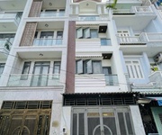 Bán nhà ngay ngã tư bốn xã  đường 6m - 4 tầng - sổ vuôn a4 - chỉ 6.x tỷ