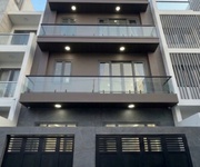 Siêu phẩm ngang 8m - có thang máy  - quận 7   gần ngã 4 nguyễn thị thập  giá 8. x tỷ.